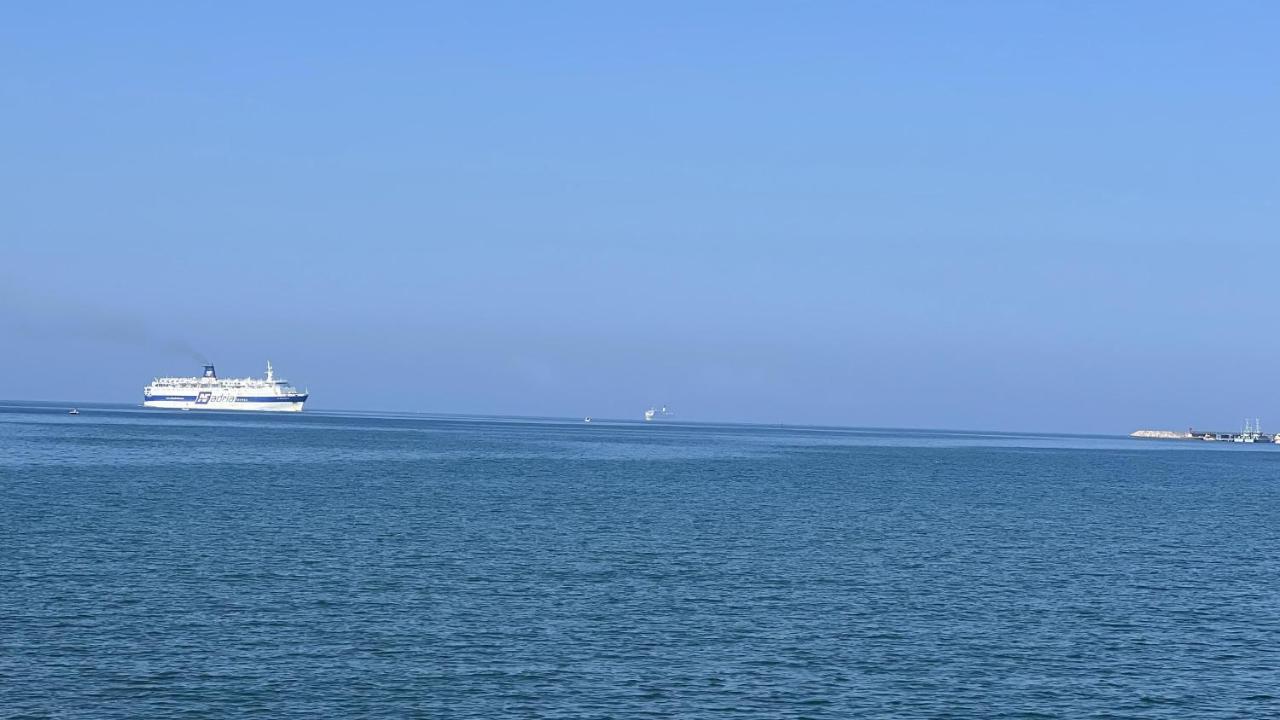 Lirin Apartment Durrës Eksteriør bilde